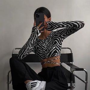 Backless cropped top